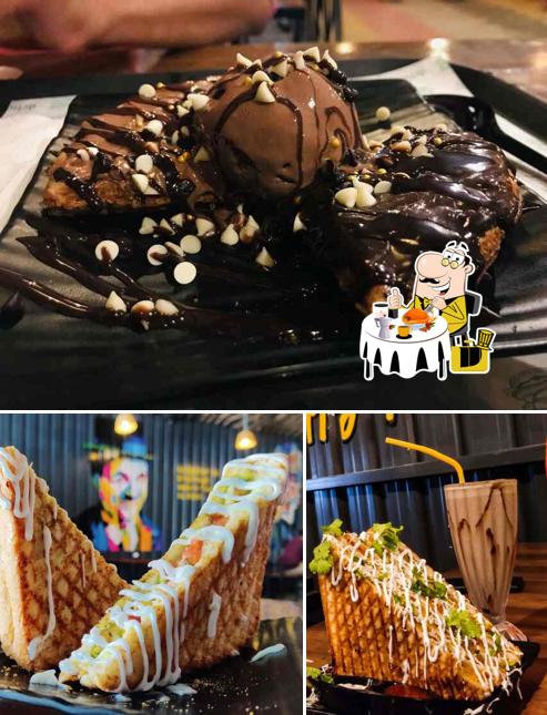 Food at Bunkyard Cafe And Foodcourt