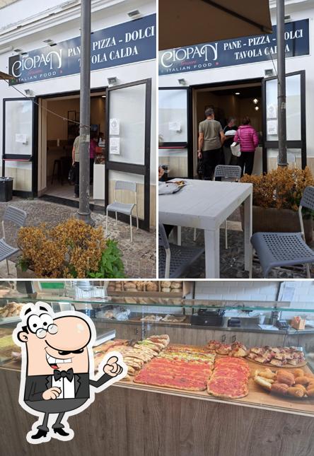 La interni e cibo del ristorante