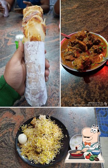Chicken curry at Kolkata Briyani Centre