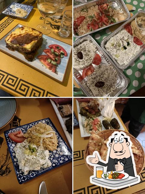 Platti al Ristorante Greco Itaca