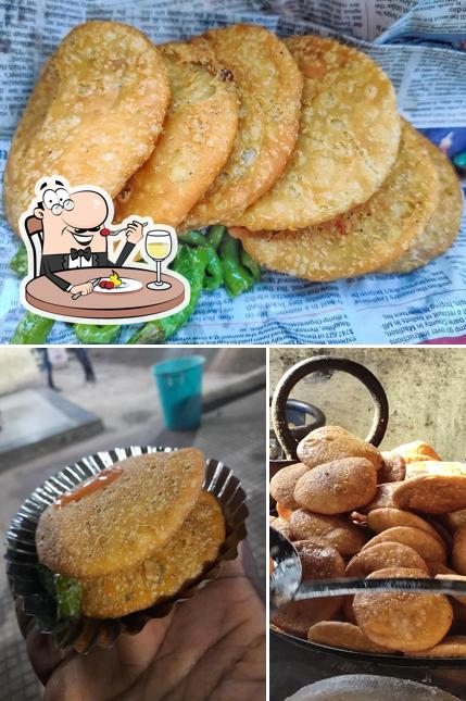 Food at Shegaon Kachori