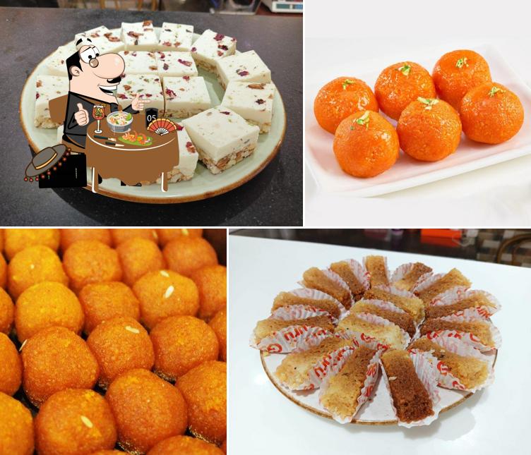 Food at Guru Sweets And Snacks