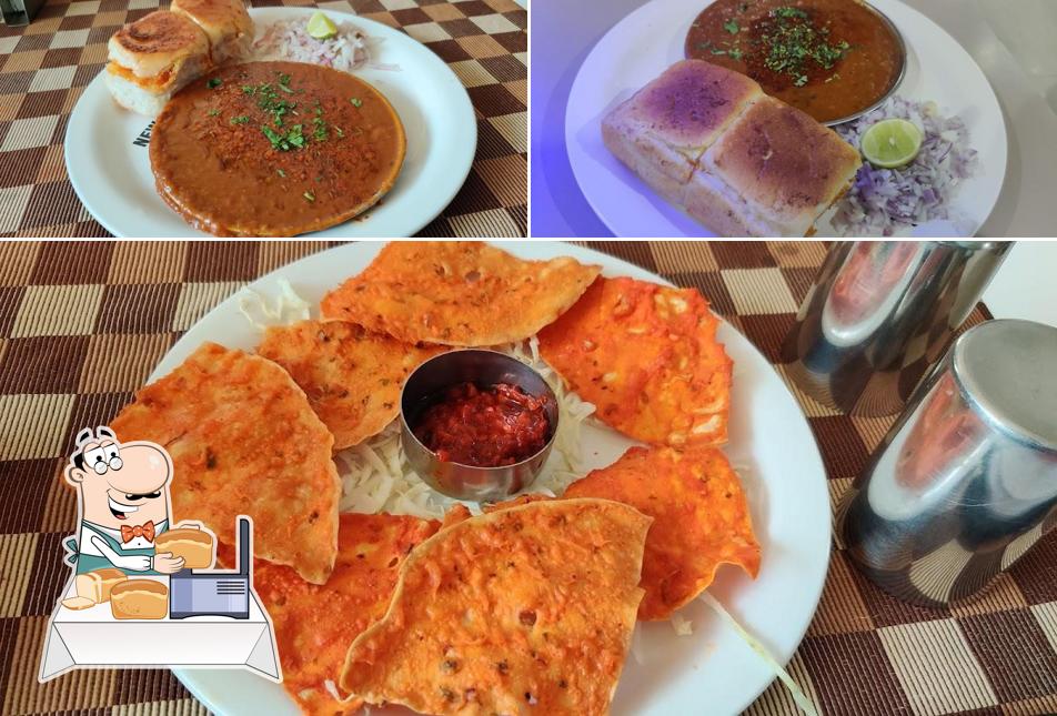 Garlic bread at Hotel Savita