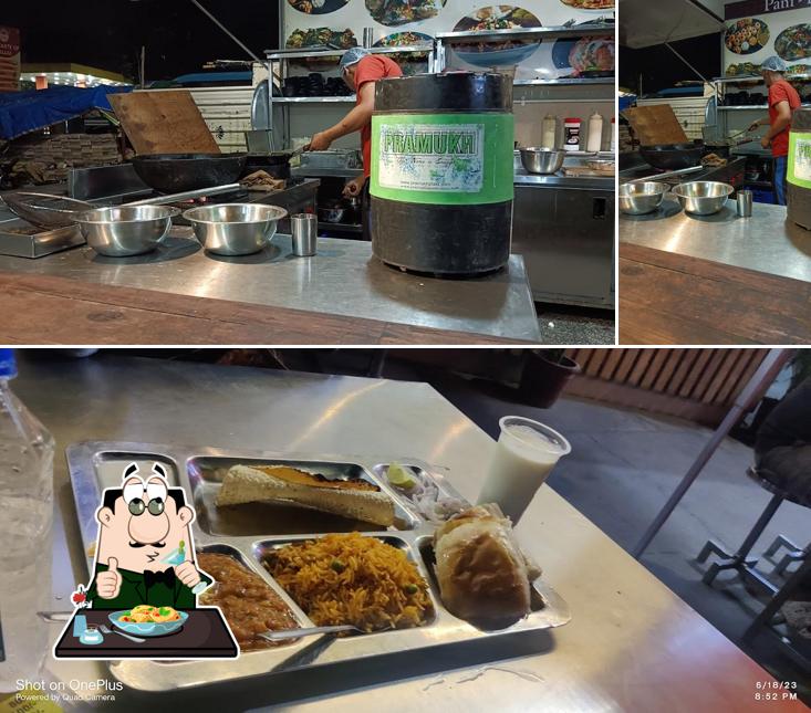 Food at The taste of Gujju