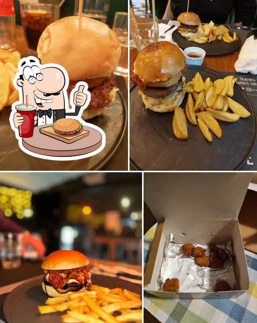 Hamburger al SMOKY 'S BBQ