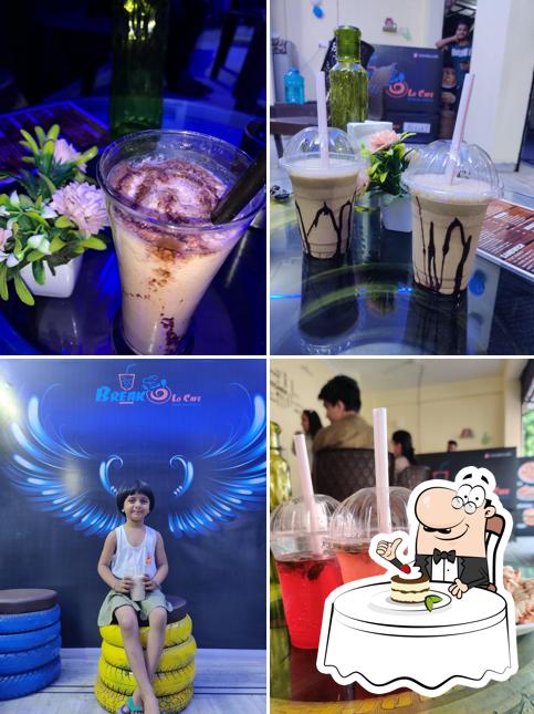 Tiramisu at BREAK LO CAFE