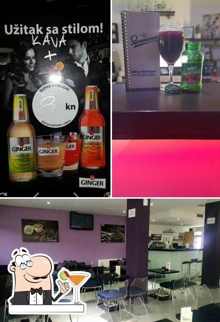 La immagine della bevanda e interni di Caffe Bar Neopravdani