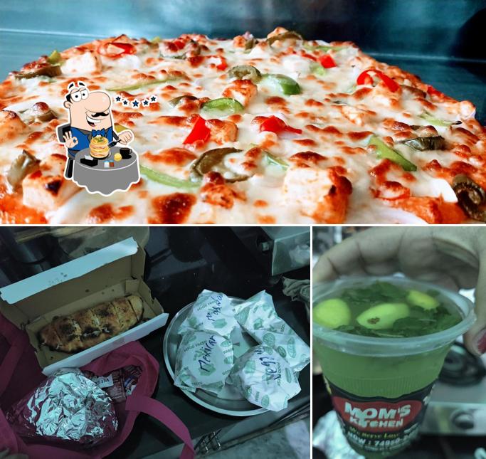 Food at Mom's Kitchen