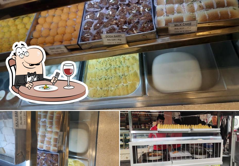 Meals at Om Bikaner Sweets