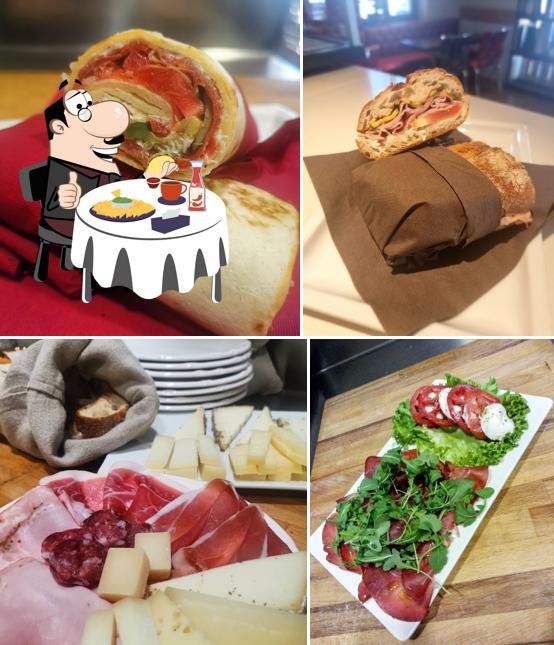 Piatto di formaggi al Cafè La Flûte