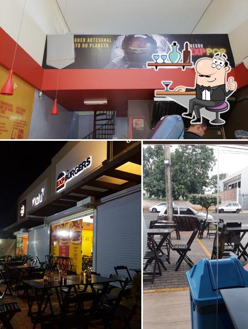 O interior do EXP Burgers