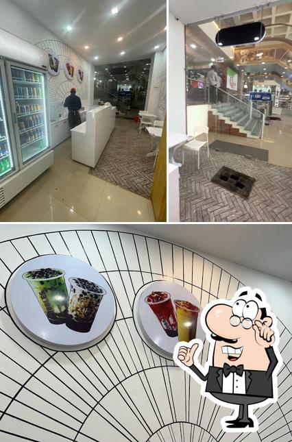 Take a look at the picture showing interior and seo_images_cat_1721 at Hubbles