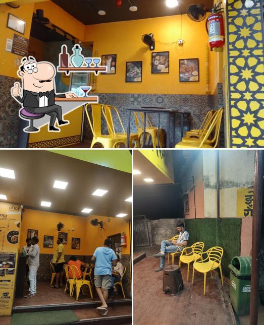 The interior of Oho Shawarma Alibag