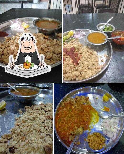 Food at OM SAI KHETESHWAR DAL BATI