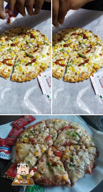 Pick pizza at Hot oven Delivery