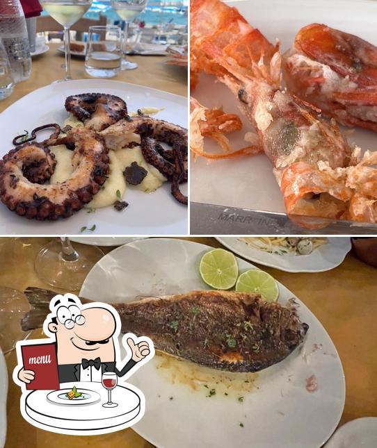 Tra le varie cose da Lido Blu Tango si possono trovare la cibo e bevanda