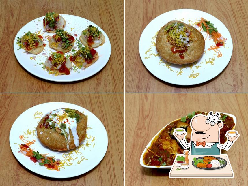 Food at Asli Mumbai Chaat