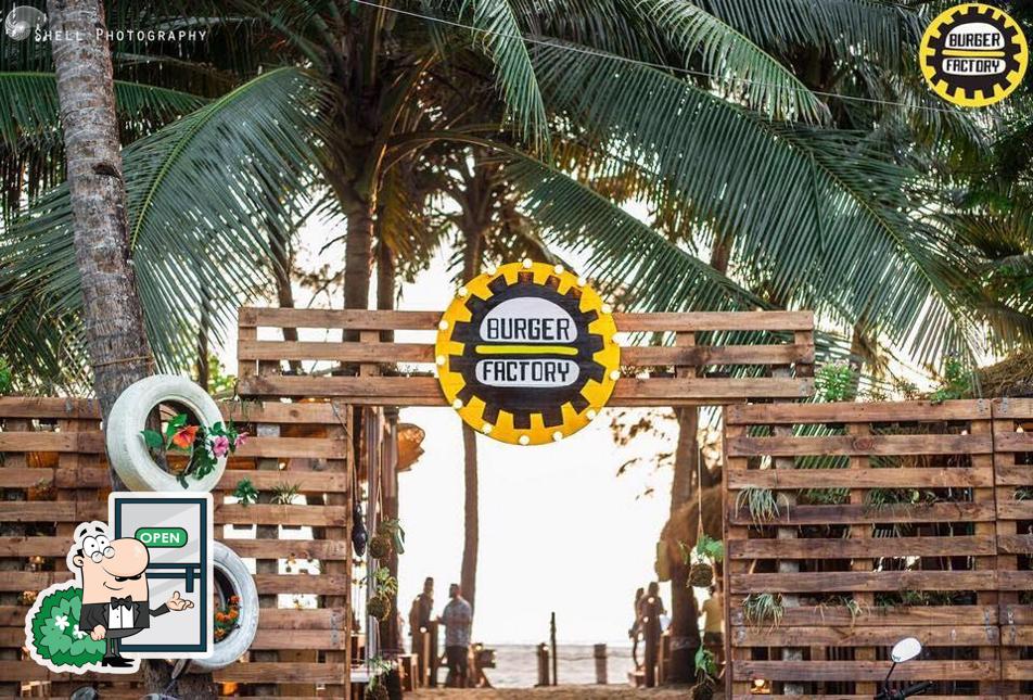 You can get some fresh air outside Burger Factory Morjim