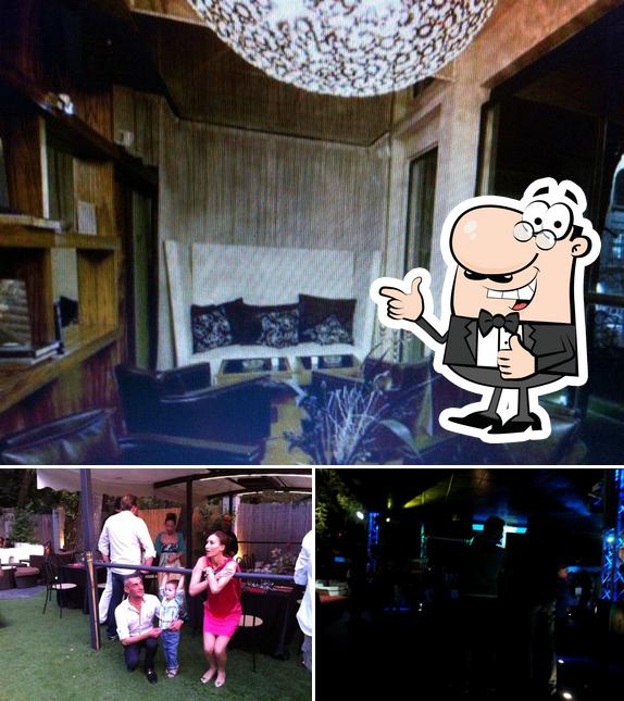 Ecco una foto di First Club