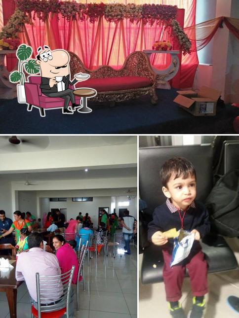 The interior of Amrit Dhaba