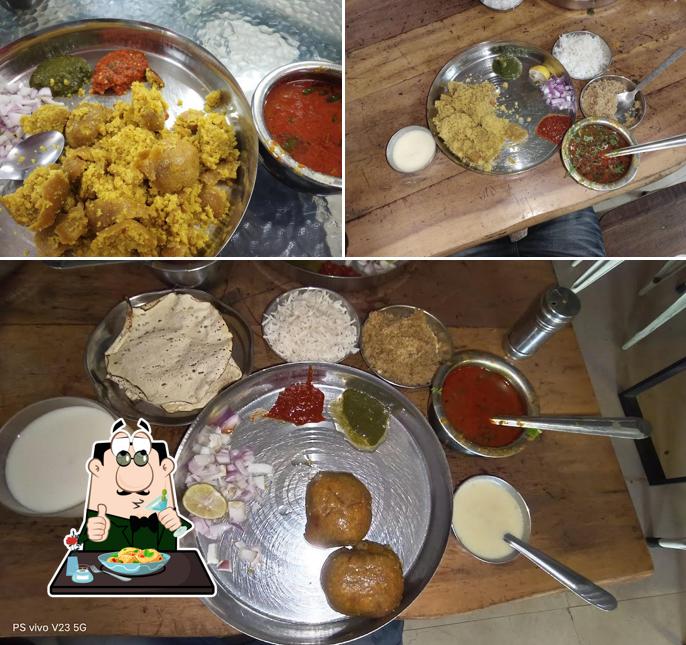 Meals at Kanha Ji Dal Bati
