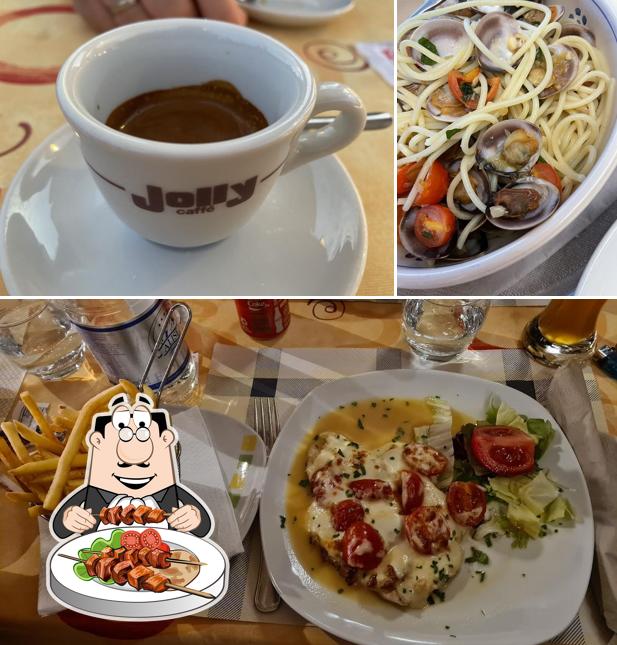 Cibo al Ristorante Pizzeria MiniMarket Camping Lino