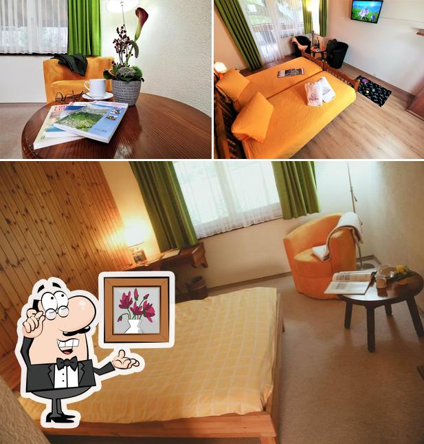 Siediti a un tavolo di Hotel Alpenblick Leukerbad-Therme