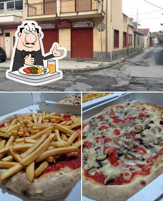 La foto della cibo e esterno di La Fornace da Gioele