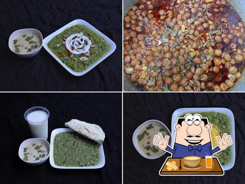 Food at Swaminarayan Khichdi