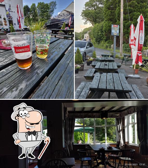 Traditional British Cuisine in a Cozy Setting