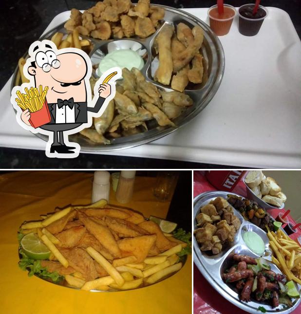 Peça batatas fritas no Bar Do Crescêncio