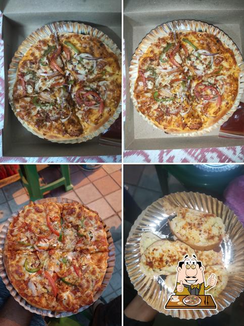 Get pizza at Appu pizza cart