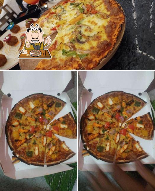 Order pizza at OXYGEN- The Skylounge