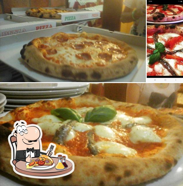 A Pizzeria dallo Zio, puoi provare una bella pizza