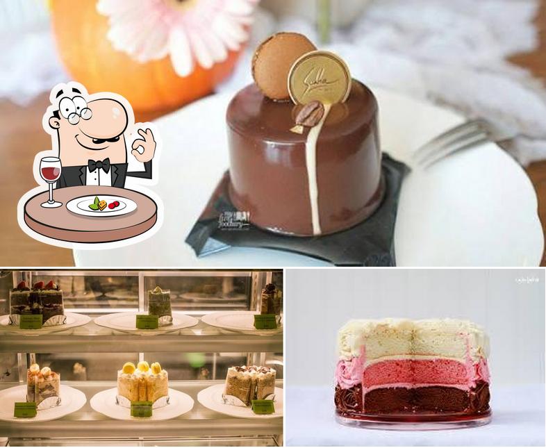 Food at Gift & Memories Cake Shop