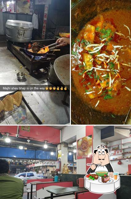 Hot and sour soup at Janta Hotel