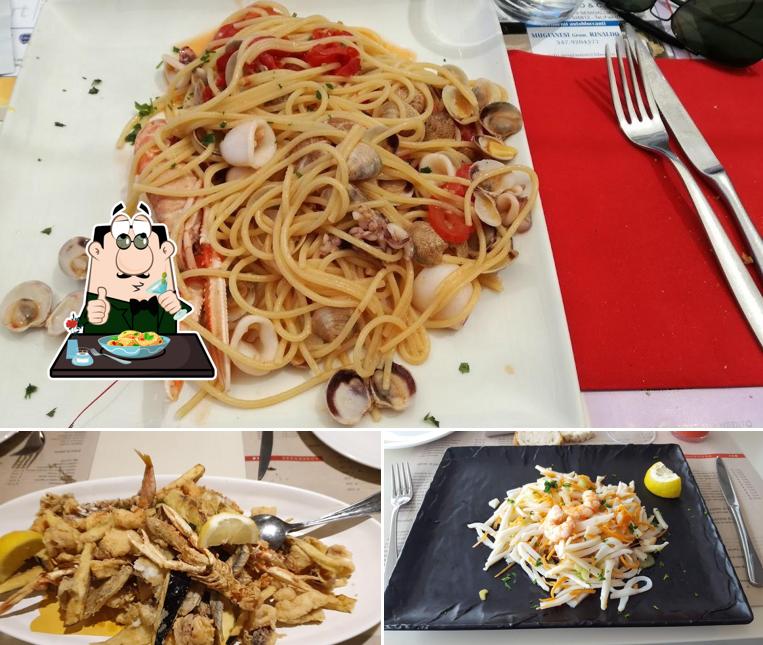 Cibo al Ristorante Pizzeria Luna Rossa