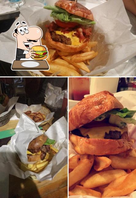 Prenditi un hamburger a Hamburger & Delicious