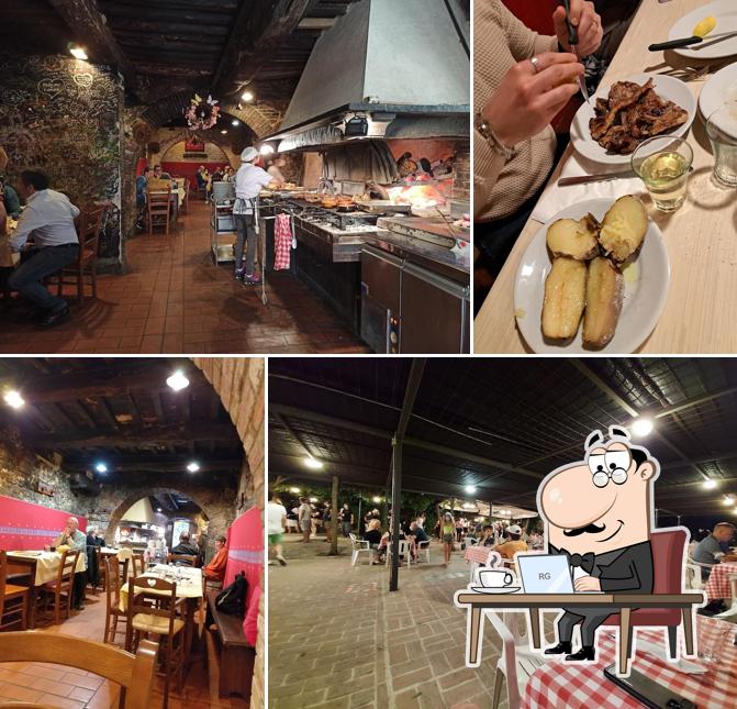 Siediti a un tavolo di Ristorante La Stalla
