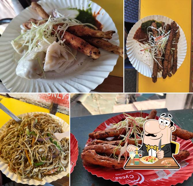 Pad thai at Dragon Express