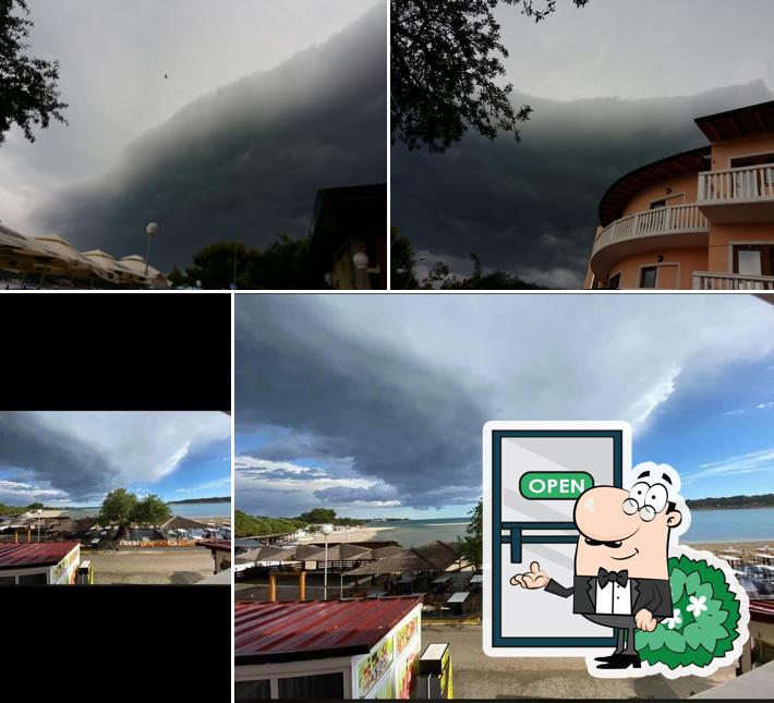 Goditi la vista dall'area esterna di Idila Lito