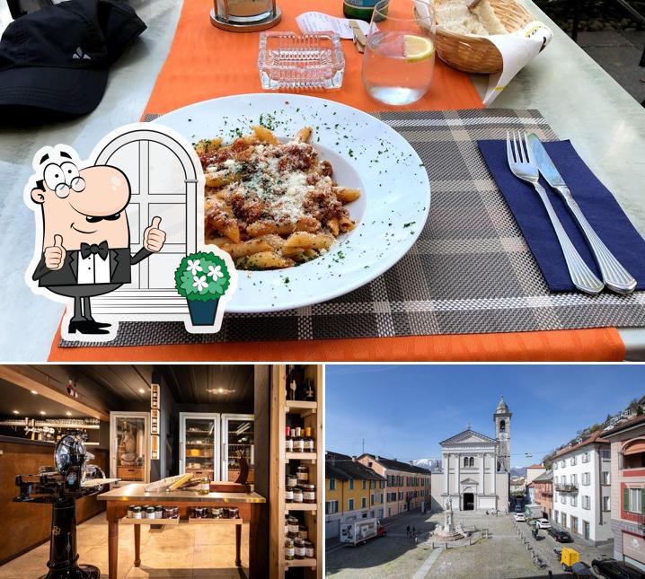 Osteria Pozzo si caratterizza per la esterno e cibo