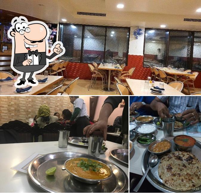 The interior of Prem Pavitra Bhojnalya