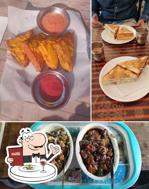 Food at Aju dhaba Shere-e-Punjab