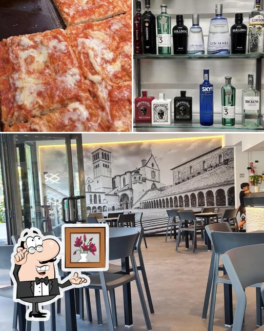 Tra le varie cose da Pizza Ciccio si possono trovare la interni e cibo