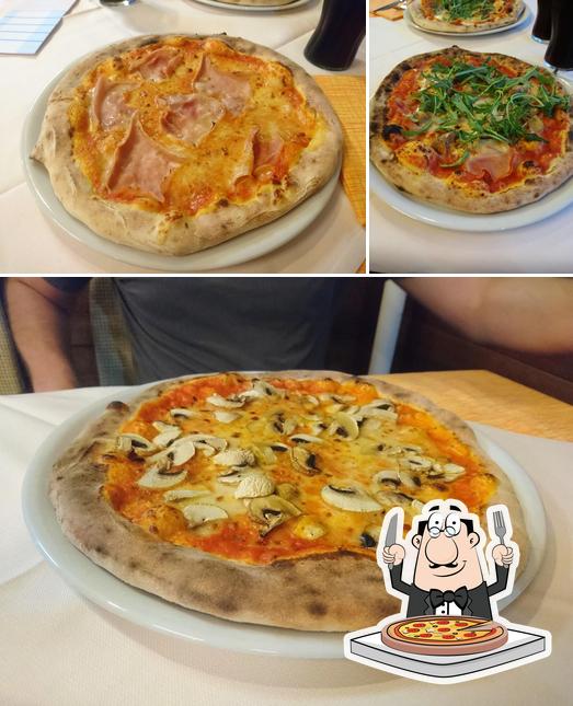 A Ristorante Pizzeria Caffè delle Rose, puoi assaggiare una bella pizza