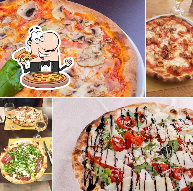Prenditi una pizza a Ristorante Pizzeria Tramonti