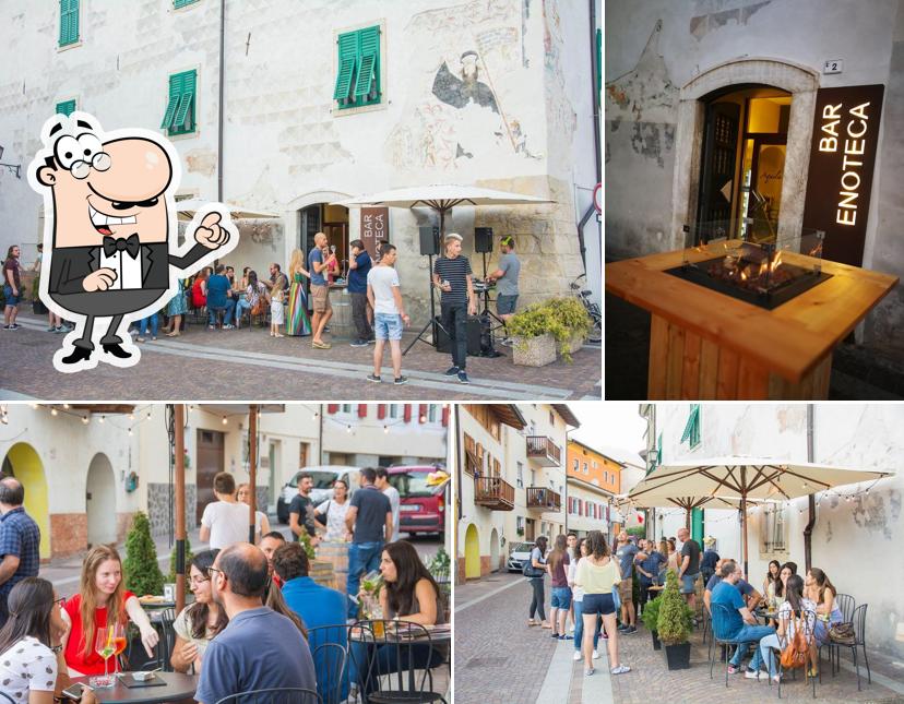 Gli interni di Bar Enoteca Aquila Nera