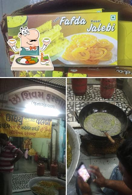 Food at Om Shivam Farsan (Junagadh vala)