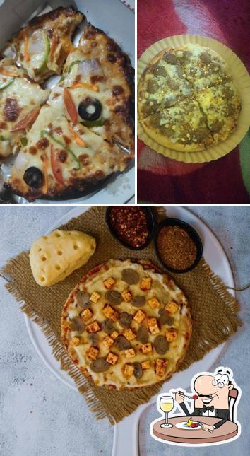 Food at Night world popular cafe